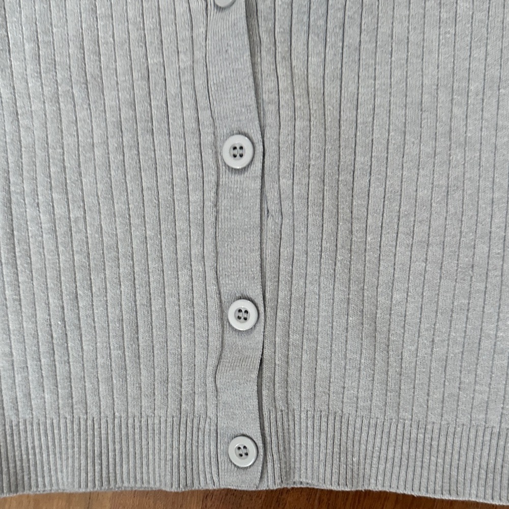 Pale Gray Ribbed Collared Button Cardigan - Picture 3 of 7